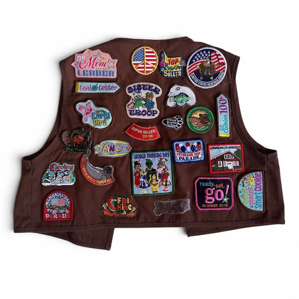 Girl Scouts Youth Vintage Y2K Brown Vest Tons of Patches & pins, Medium, 07-09